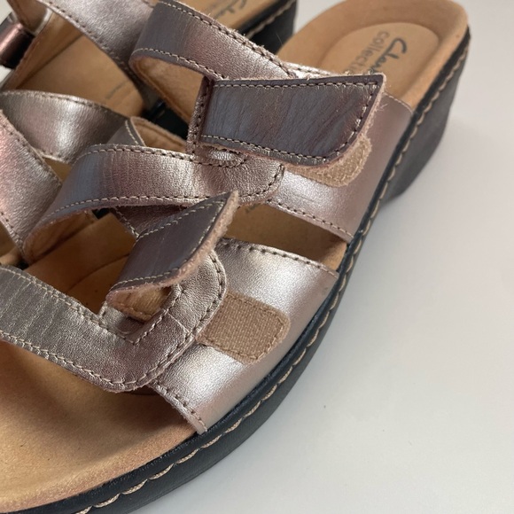 Clarks Collection Leather Sandals Women’s 9.5 M Metallic Slip on Merliah Karli - Picture 4 of 13